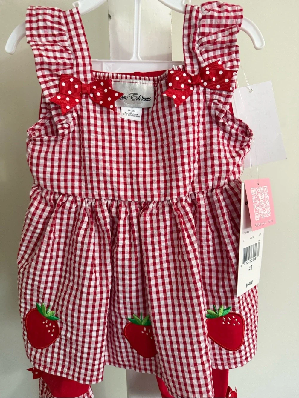 NWT Rare Editions Strawberry Outfit